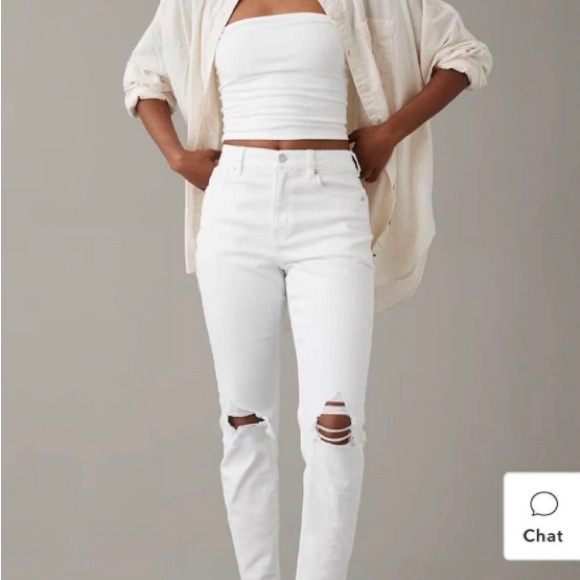 American Eagle ripped white mom jeans - Picture 1 of 3
